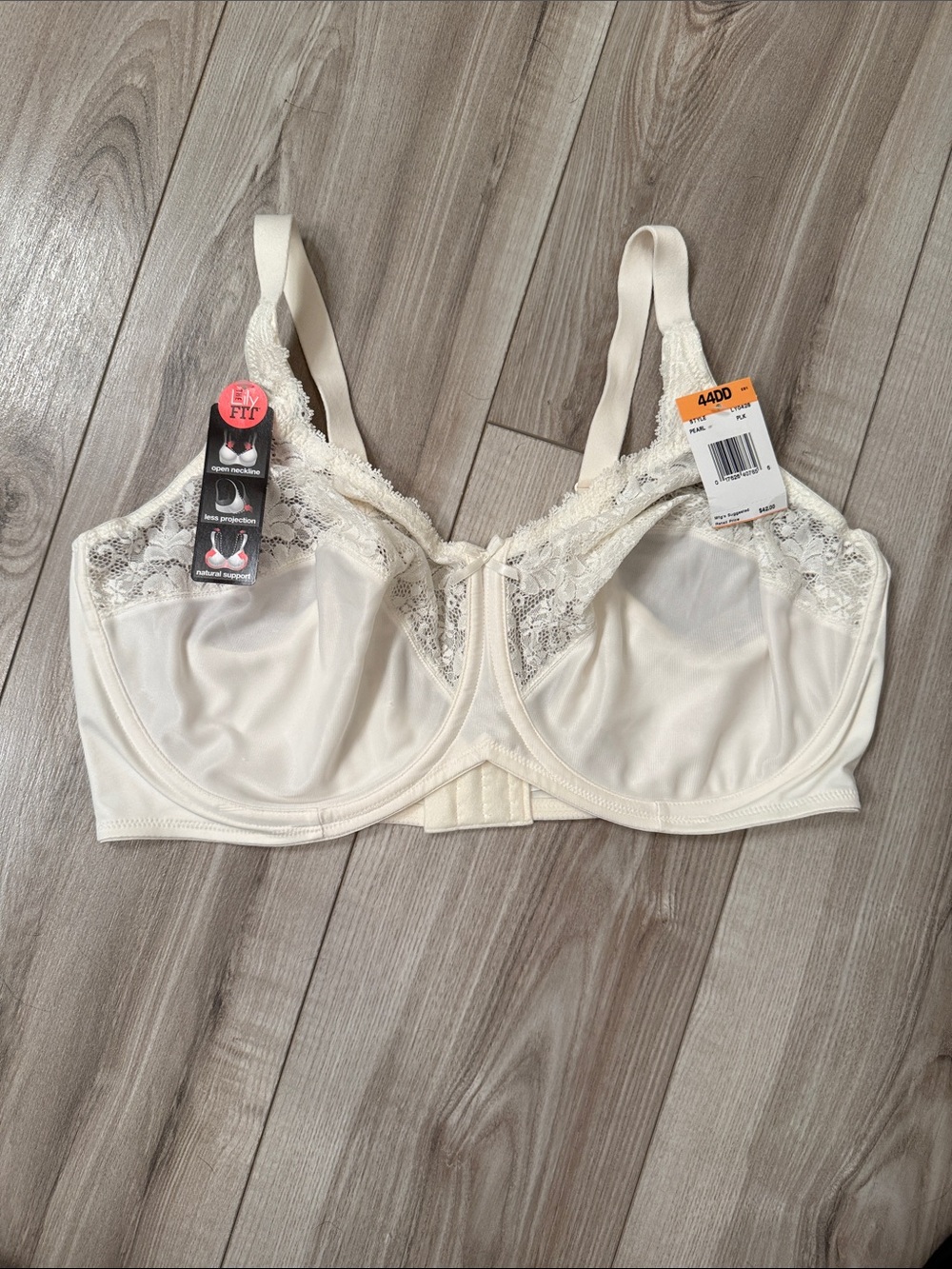 NEW Lily Women’s Lace-Trim Full Coverage Bra - Cream - 44DD (44E)